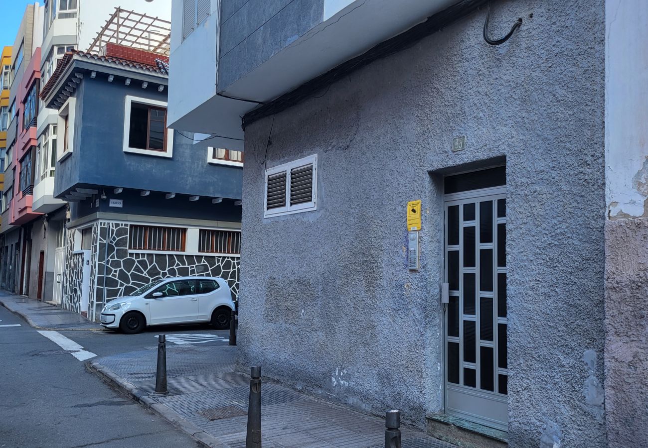 Casa en Las Palmas de Gran Canaria - Americo Vespucio 35