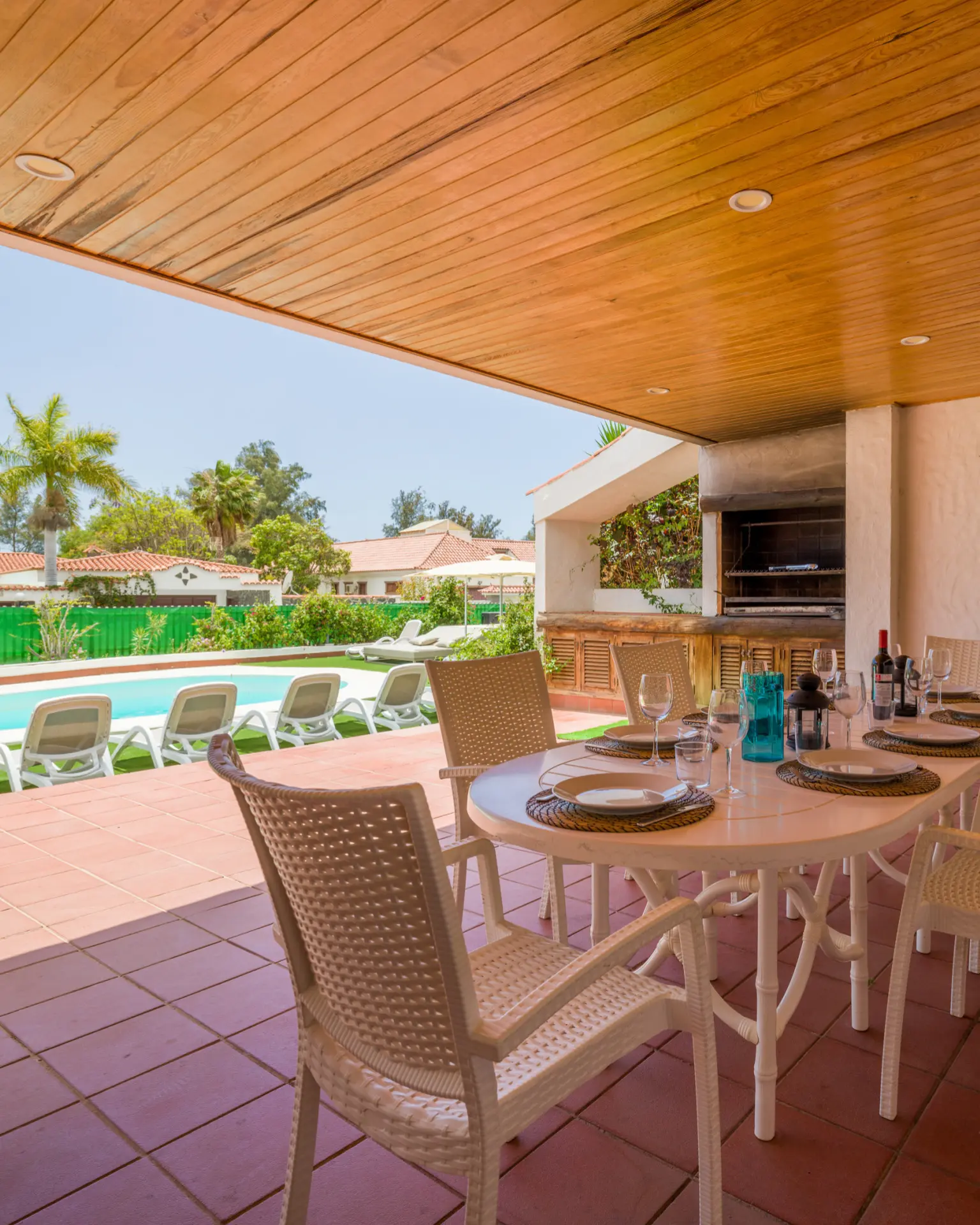 Family villa in Gran Canaria with terrace and pool
