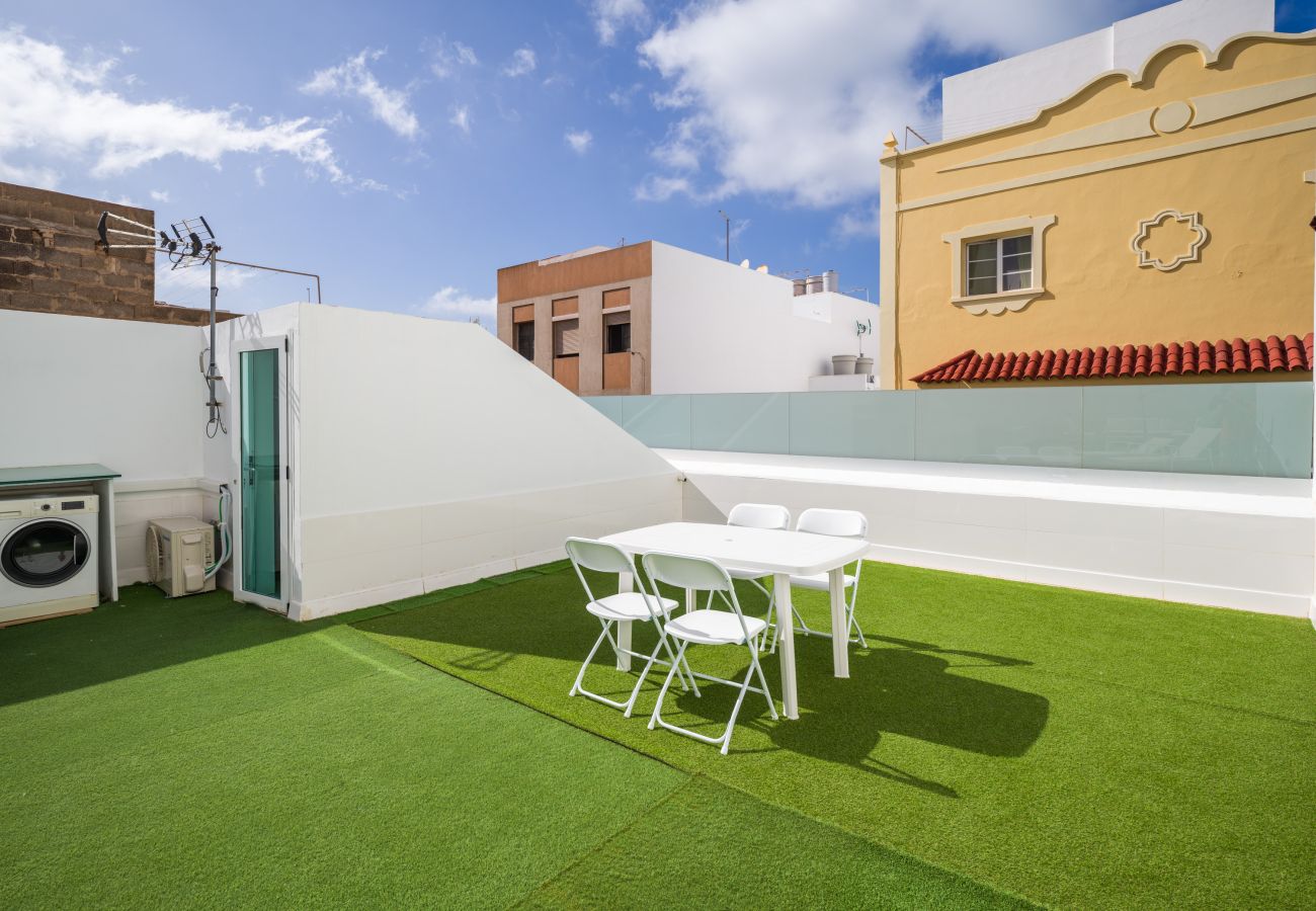 Ferienhaus in Las Palmas de Gran Canaria - Luján Pérez 150